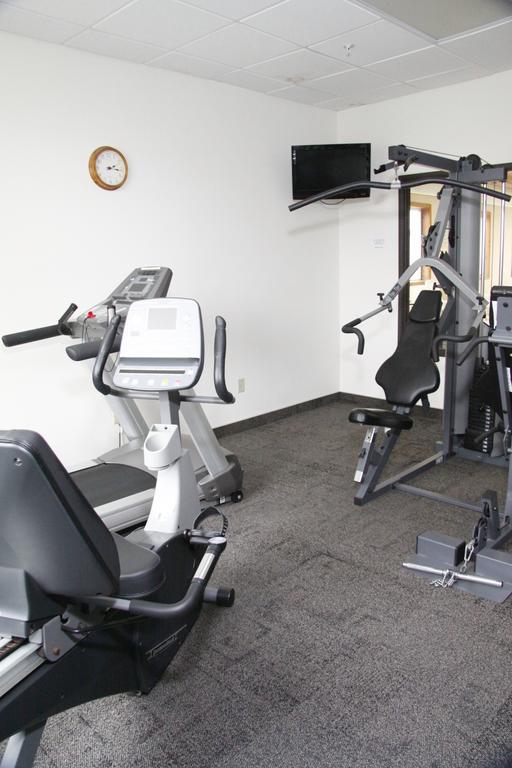West Point Horizon Inn & Suites מראה חיצוני תמונה