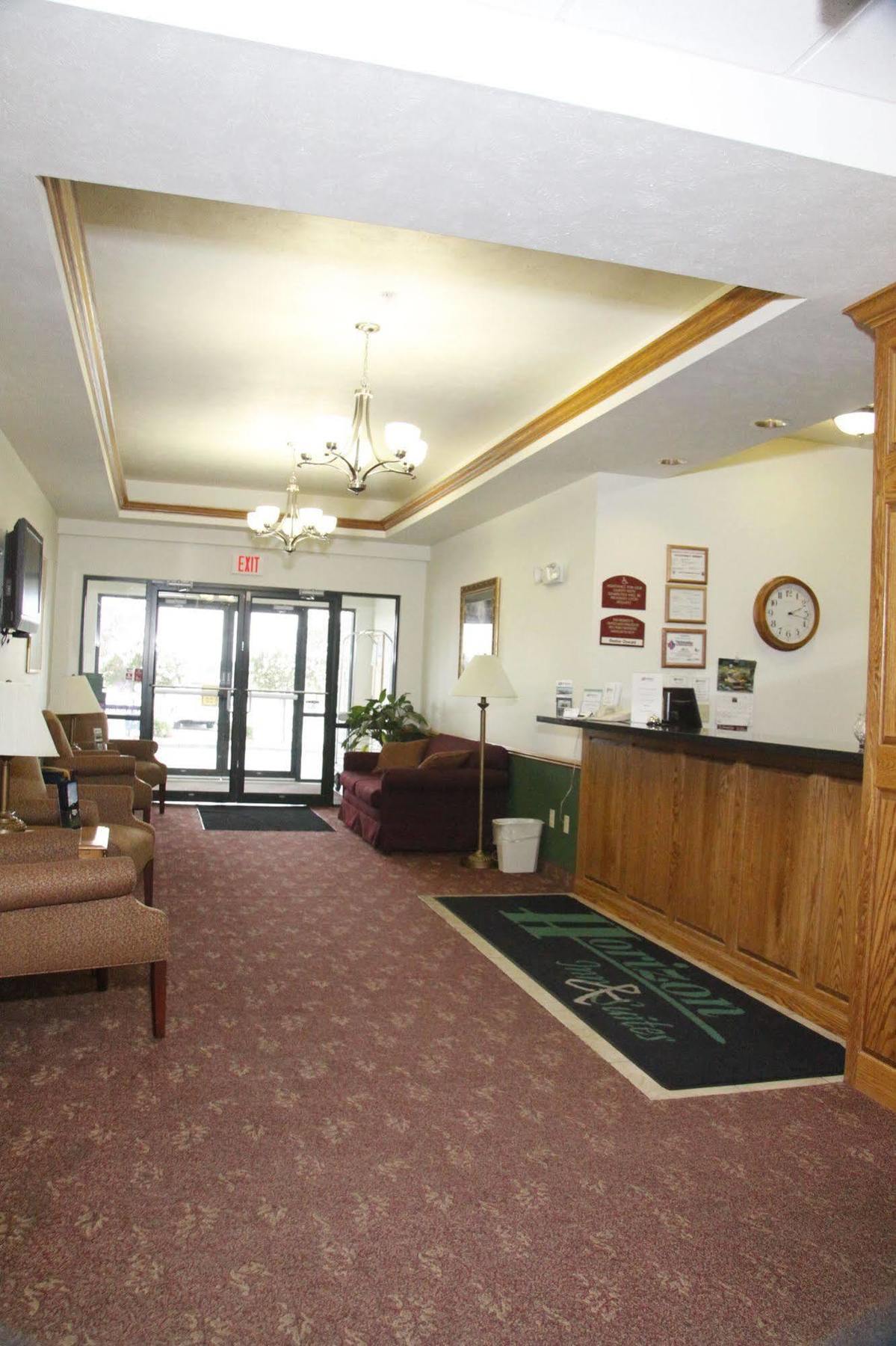 West Point Horizon Inn & Suites מראה חיצוני תמונה