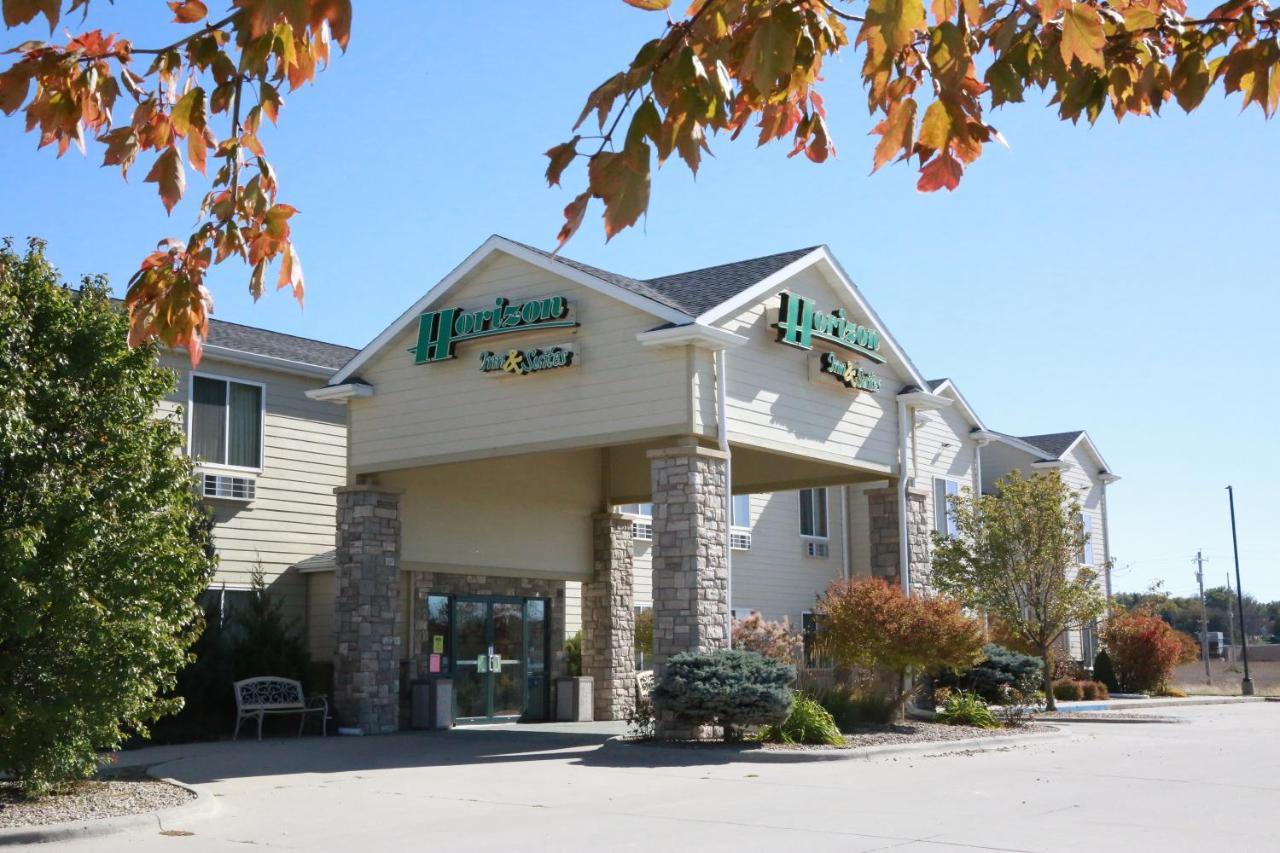 West Point Horizon Inn & Suites מראה חיצוני תמונה