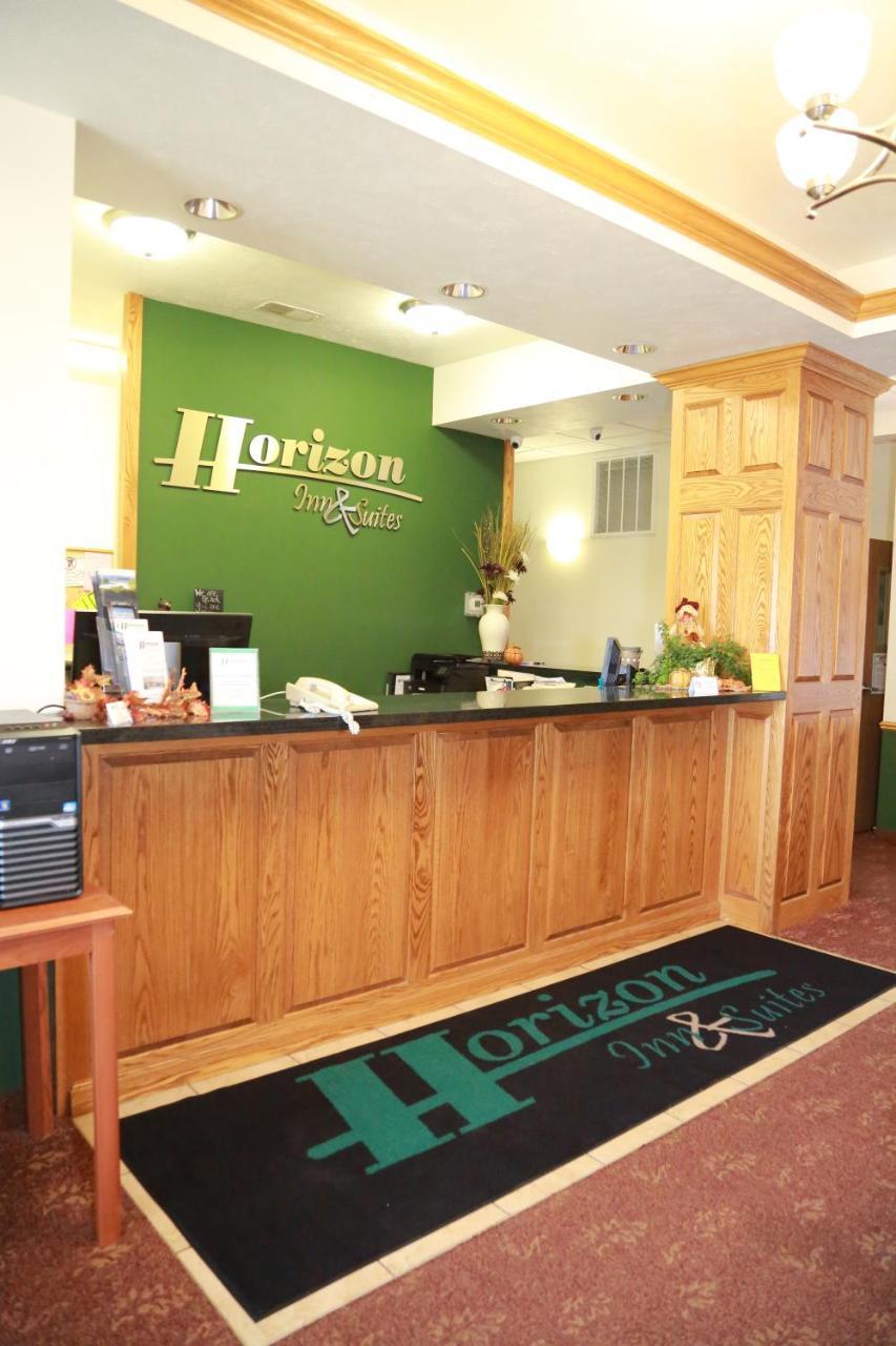 West Point Horizon Inn & Suites מראה חיצוני תמונה